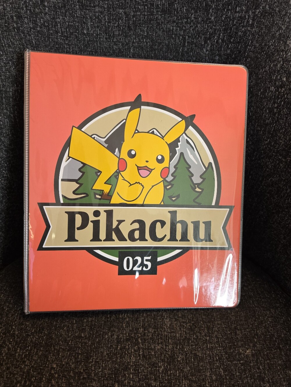 NEW Pokemon Pikachu 025 Trading Cards 3-Ring Licensed Vinyl Binder 1.5”